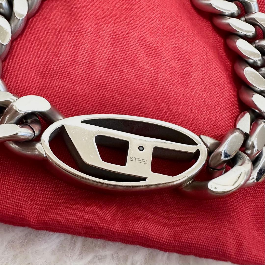 いー✨DIESEL ステンレススチール チェーンブレスレット DX1413