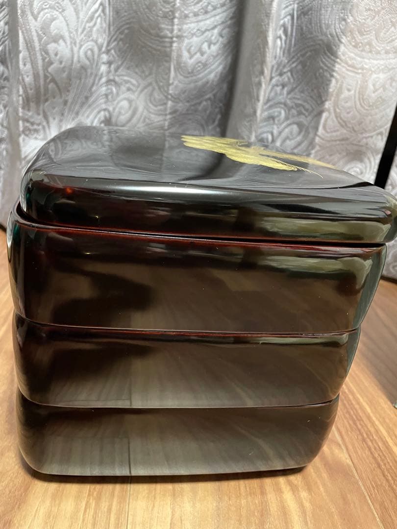 お重箱　　骨董　漆塗り