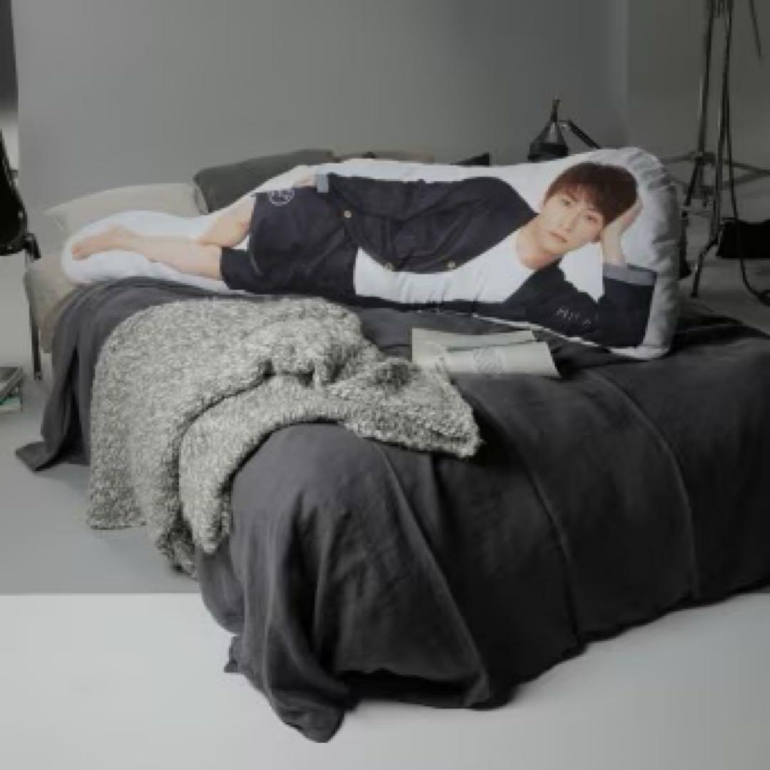 AAA 與真司郎 等身大 抱き枕