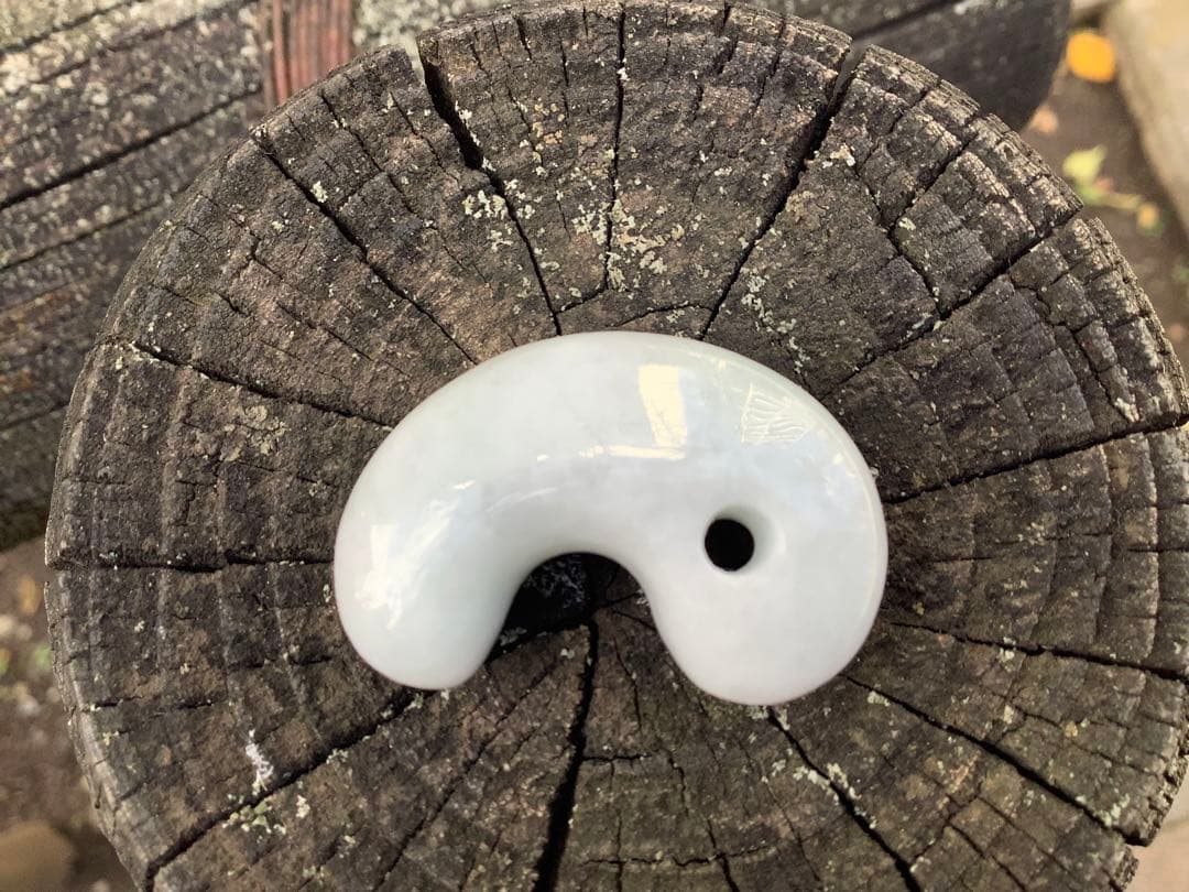 ✳安価卸し値段 幸運引き寄せる糸魚川翡翠勾玉 本物を1個お持ちください