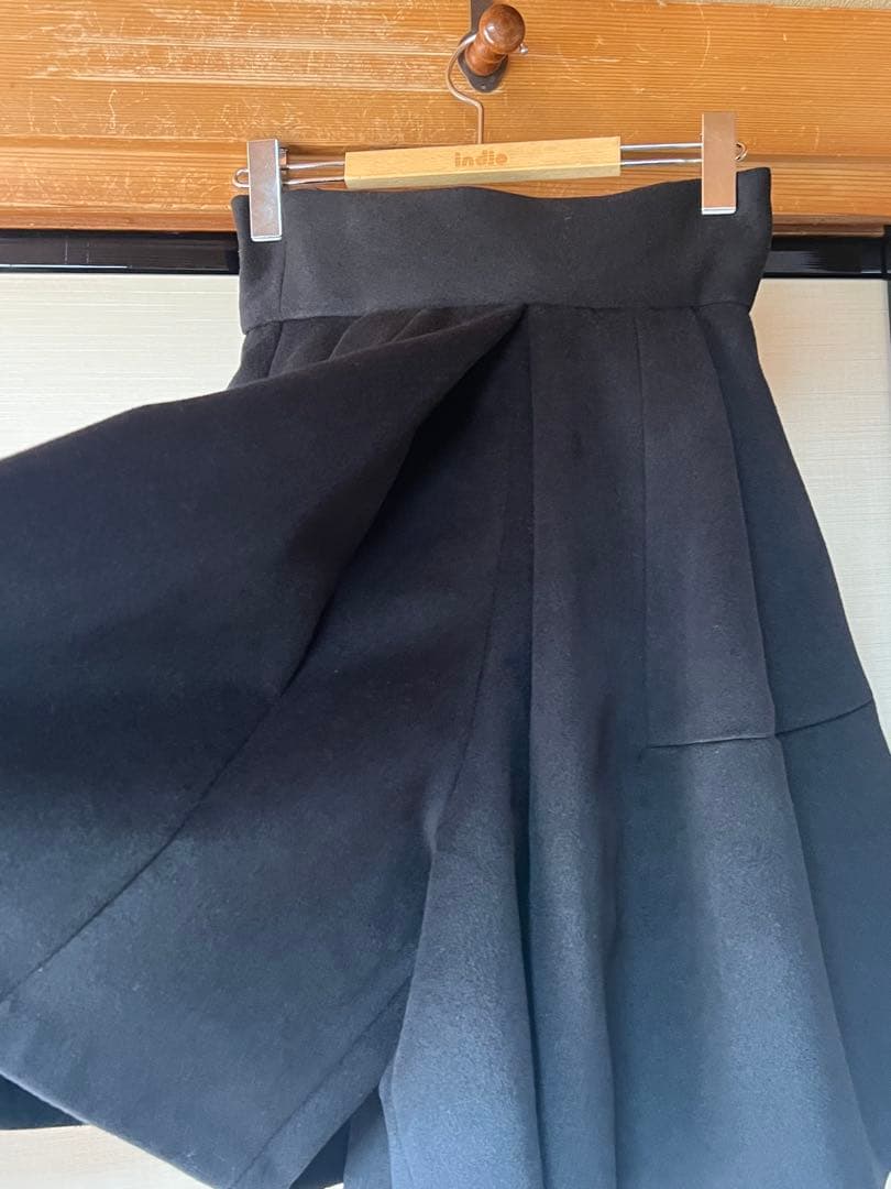 極美品seventenアフレスカート 式パンツ ハイウエストフレアキュロット
