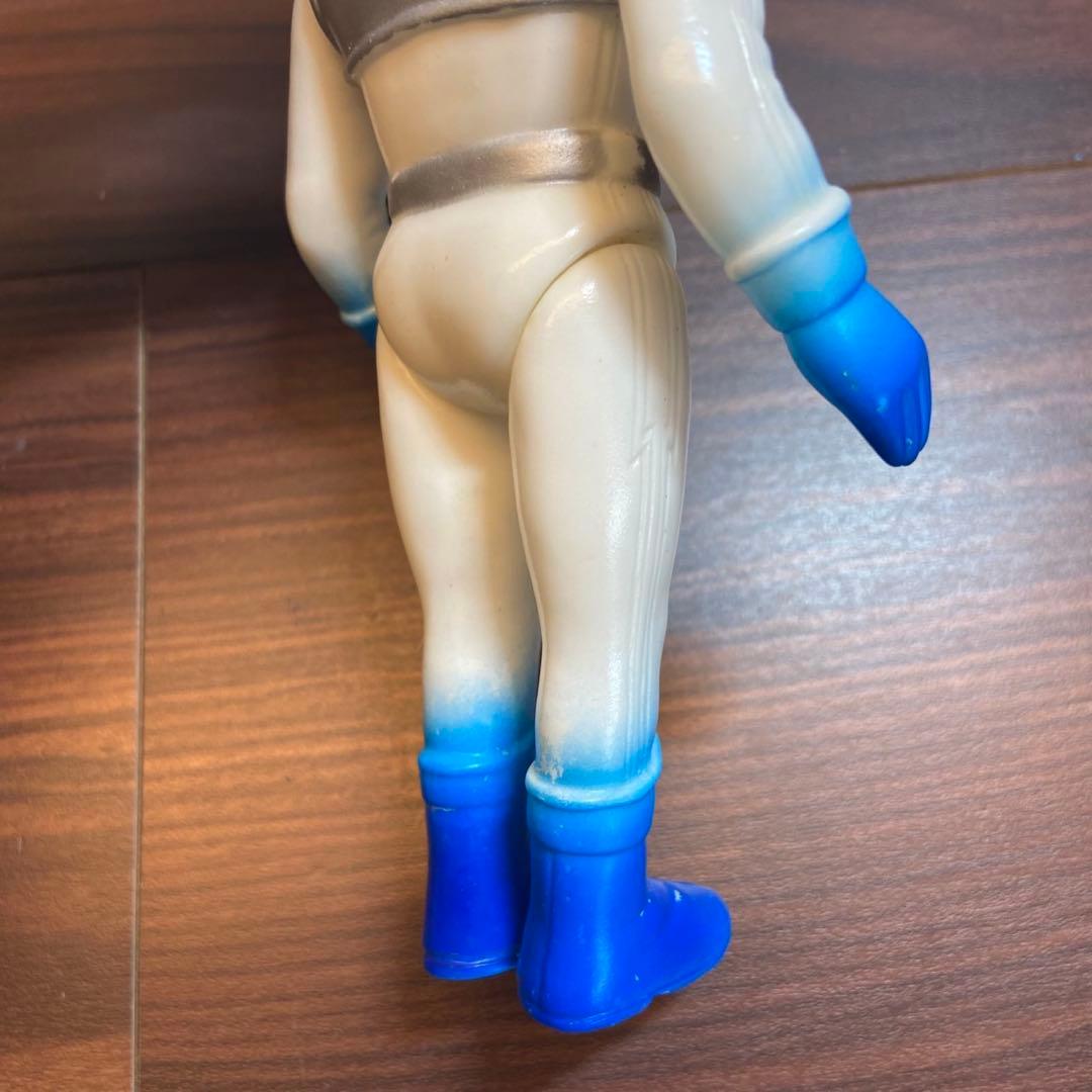 N.T.V モブル 突撃 ヒューマン ソフビ 5647