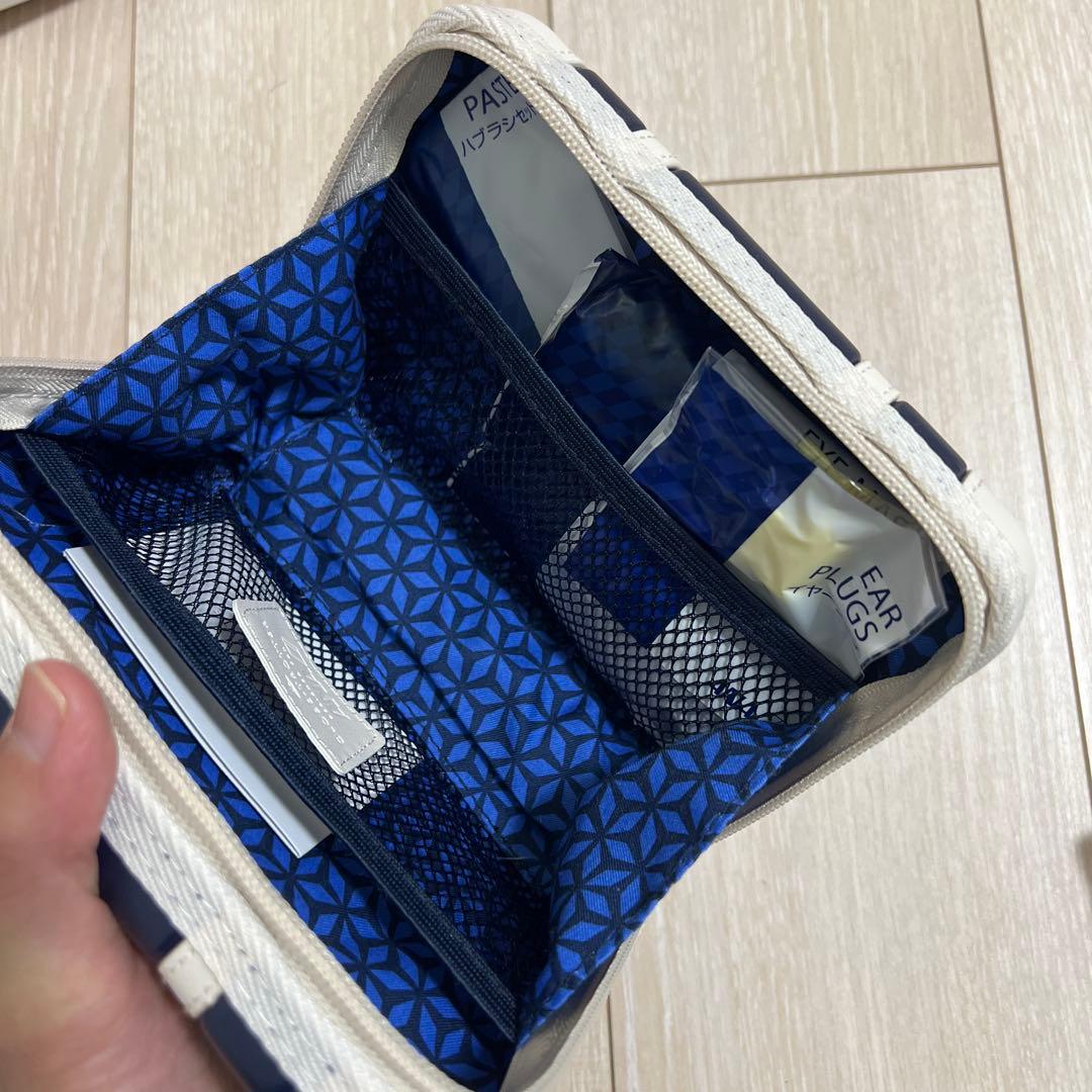 ANA×グローブトロッター】 ファーストクラスアメニティ ポーチ - メルカリ