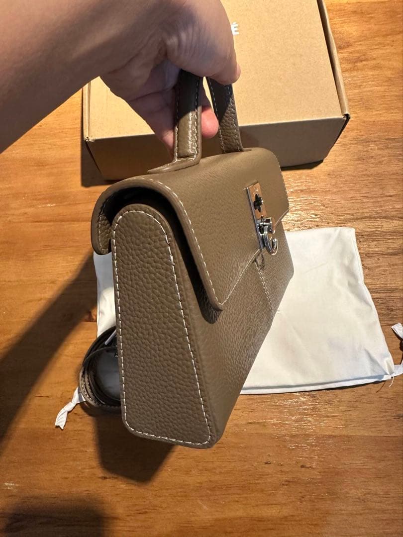 たまごcafune スタンスウォレット