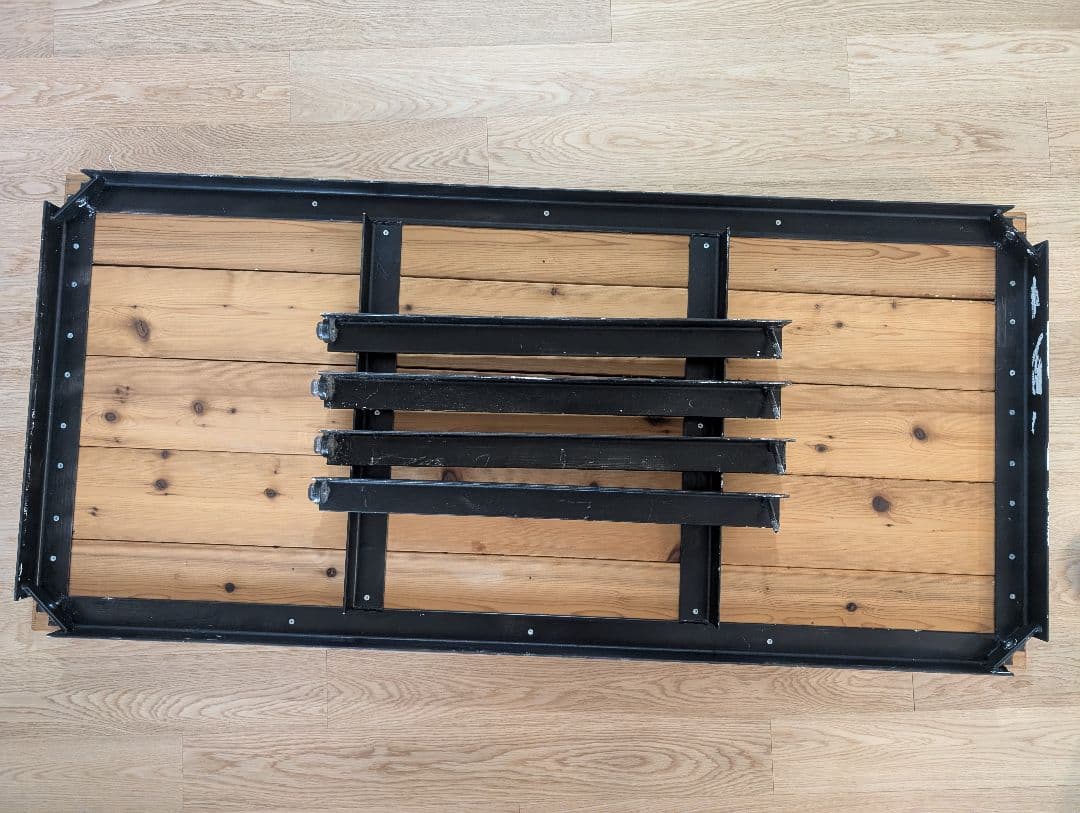 SWITCH インダストリアル　テーブル