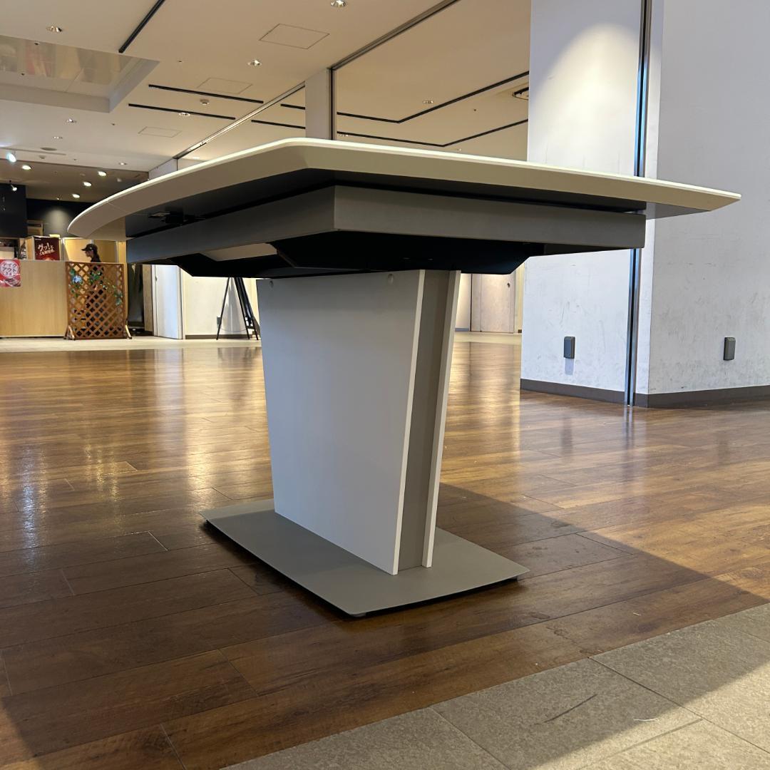 本日限り極美品♥Boconcept 　ミラノ　伸長式　ダイニングテーブル