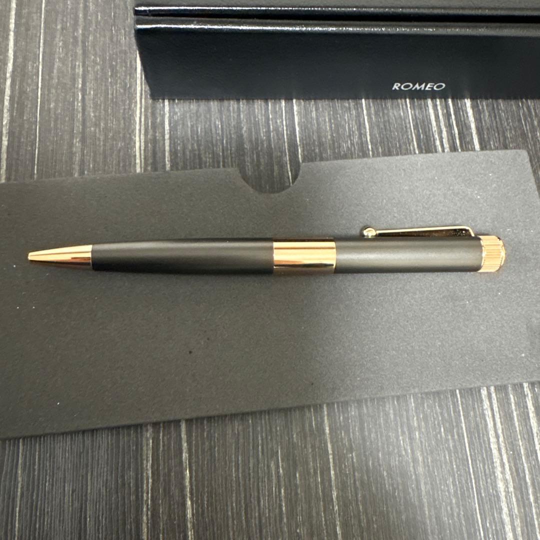 ROMEO No.3 ファインブラッシュ　ガンメタル　アプリコットゴールド