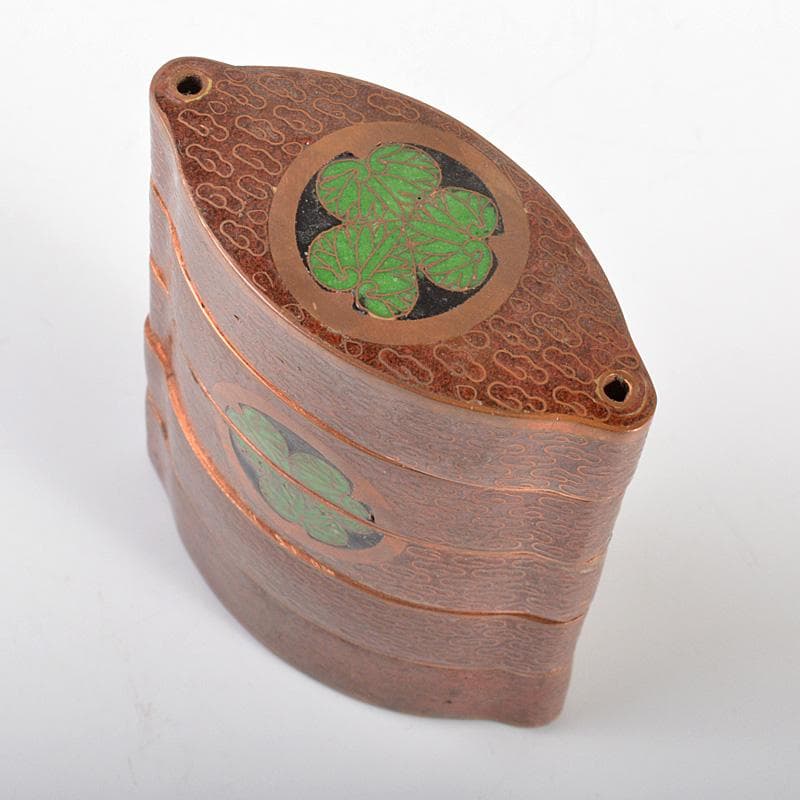 eyeknow74　時代提げ物　古七宝琺瑯彩　葵文印籠　N　6154