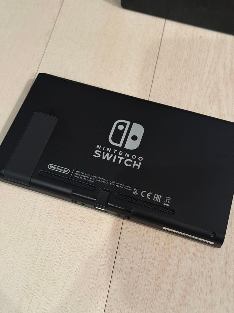【美品】Nintendo Switch 本体 ブラック 付属品全て揃ってます