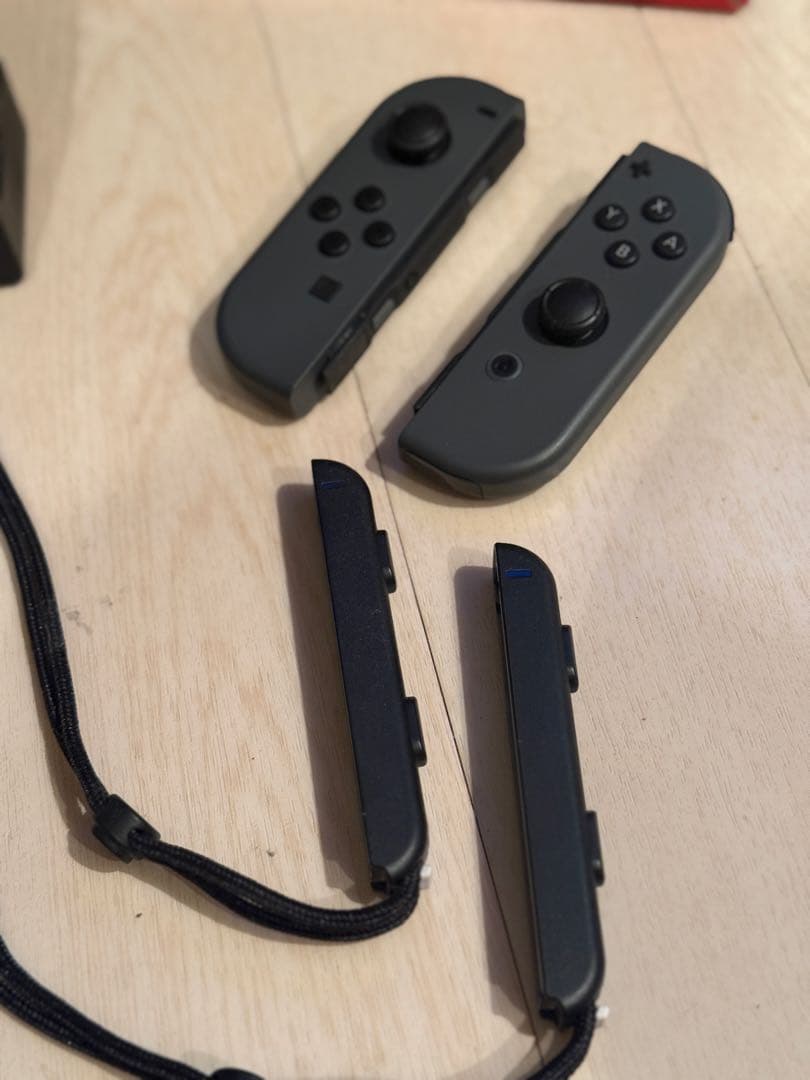 【美品】Nintendo Switch 本体 ブラック 付属品全て揃ってます