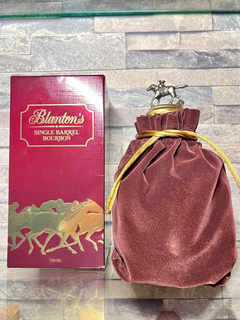 新品 未開栓 ブラントン シングルバレル 750ml 箱 巾着付き バーボン