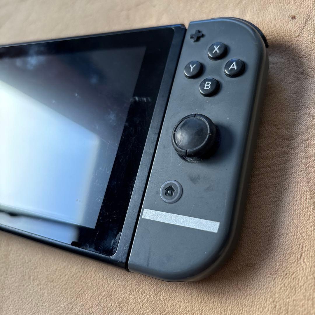 S*f様 【お得セット】Nintendo Switch 本体とコントローラーセッ