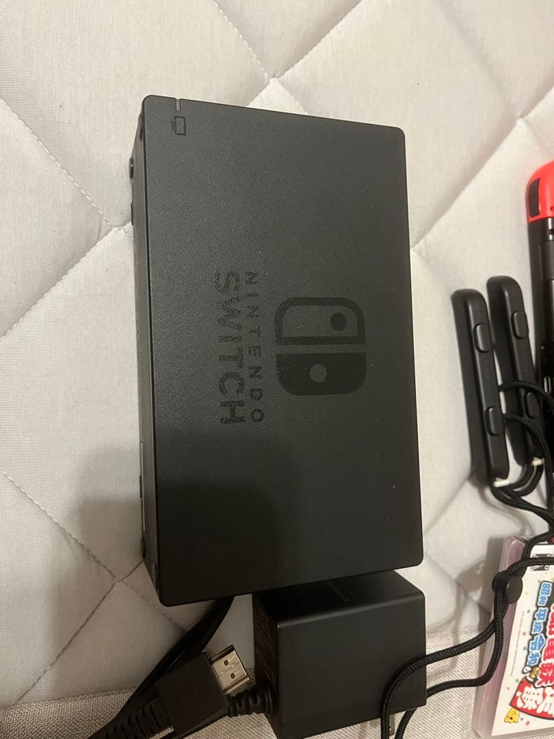 Nintendo Switch 青/赤 本体と付属品　桃鉄ソフト