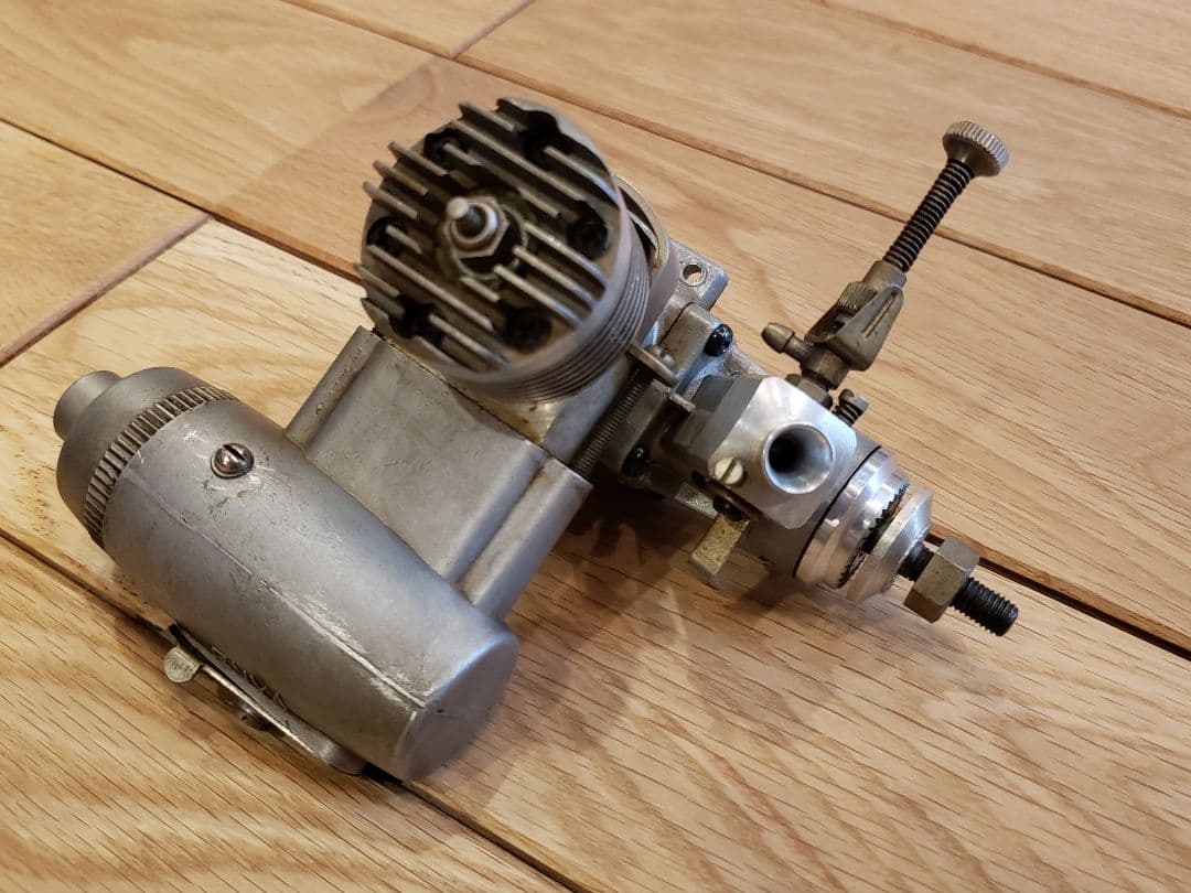 RC飛行機用エンジン他　SUPER TIGER OS MAX ENYA