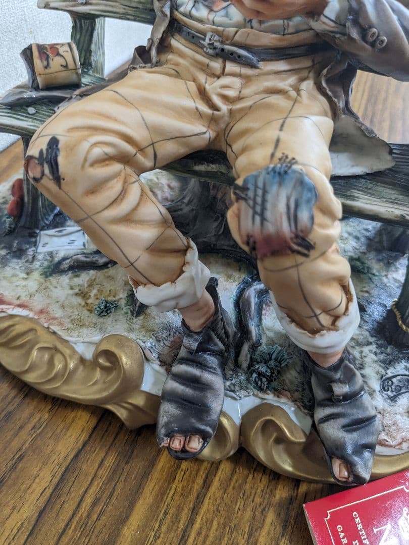 イタリア製 カポディモンテ フィギュリン 陶人形 置物 - メルカリ