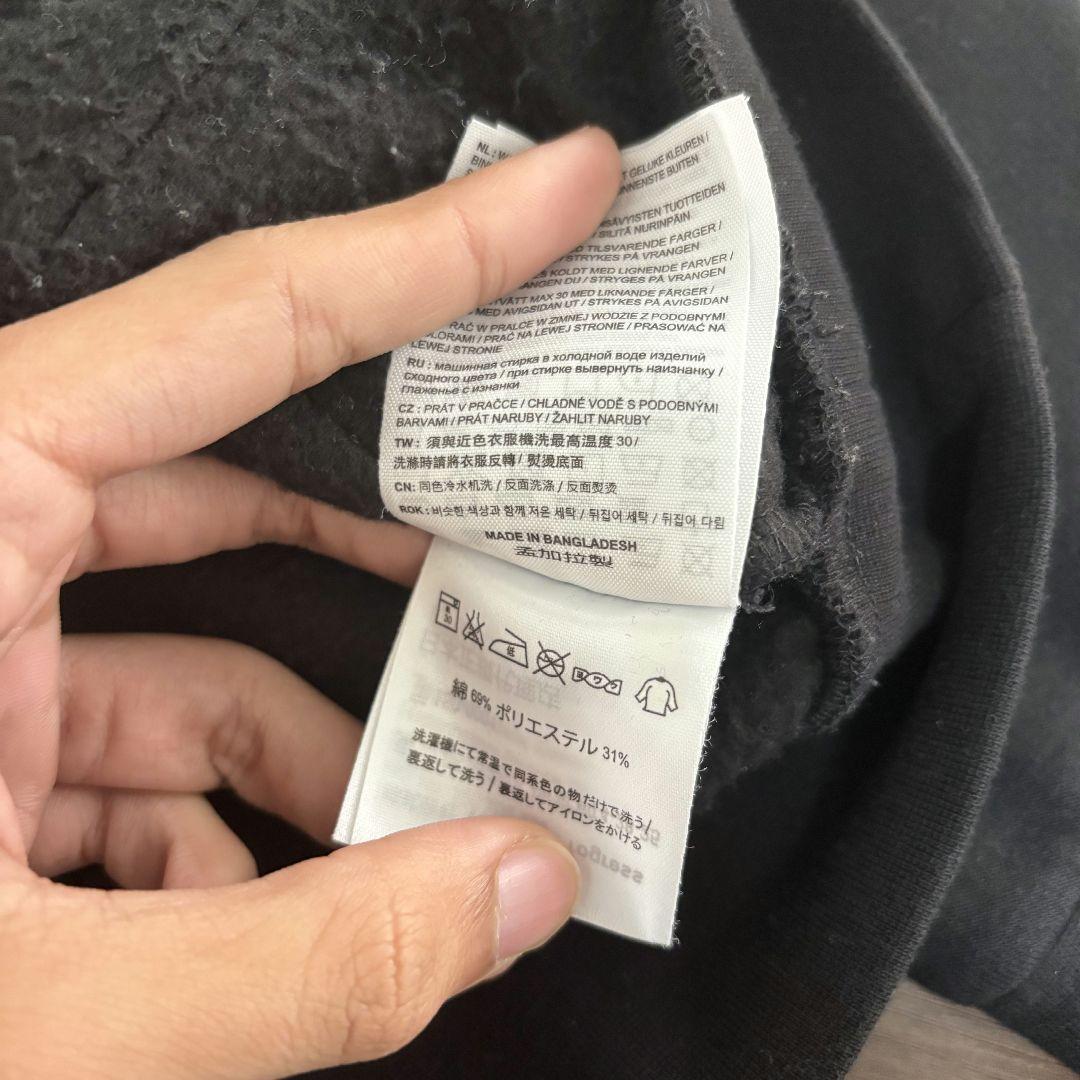 Carhartt ブラック パーカー フード付き