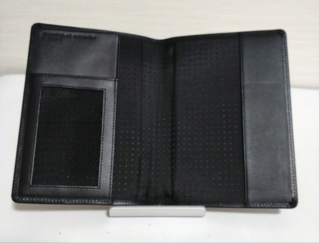 ポルシェデザイン　メンズパスポートケース