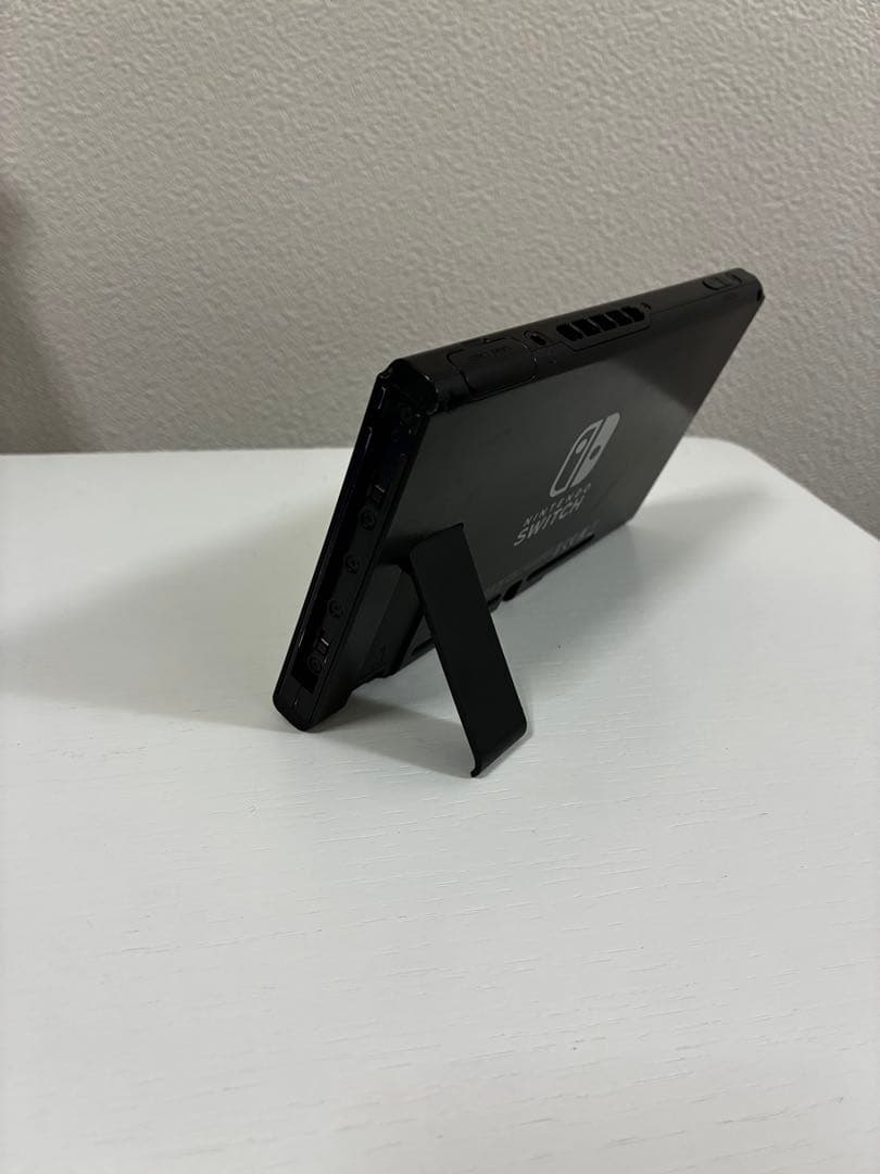 【美品】Nintendo Switch HAC-001 2018年