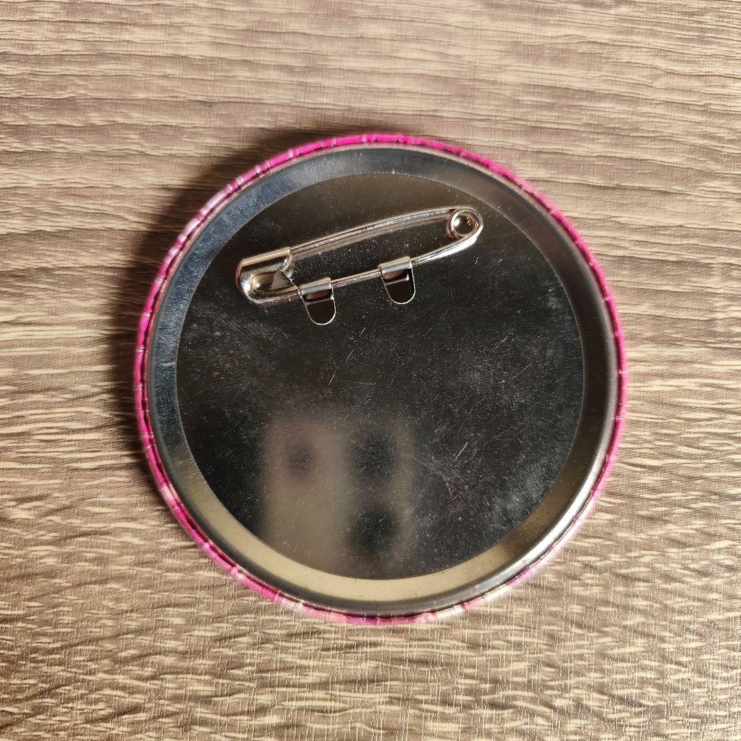 ロウきゅーぶ】湊 智花 電撃文庫20周年記念 でか缶バッジ - メルカリ