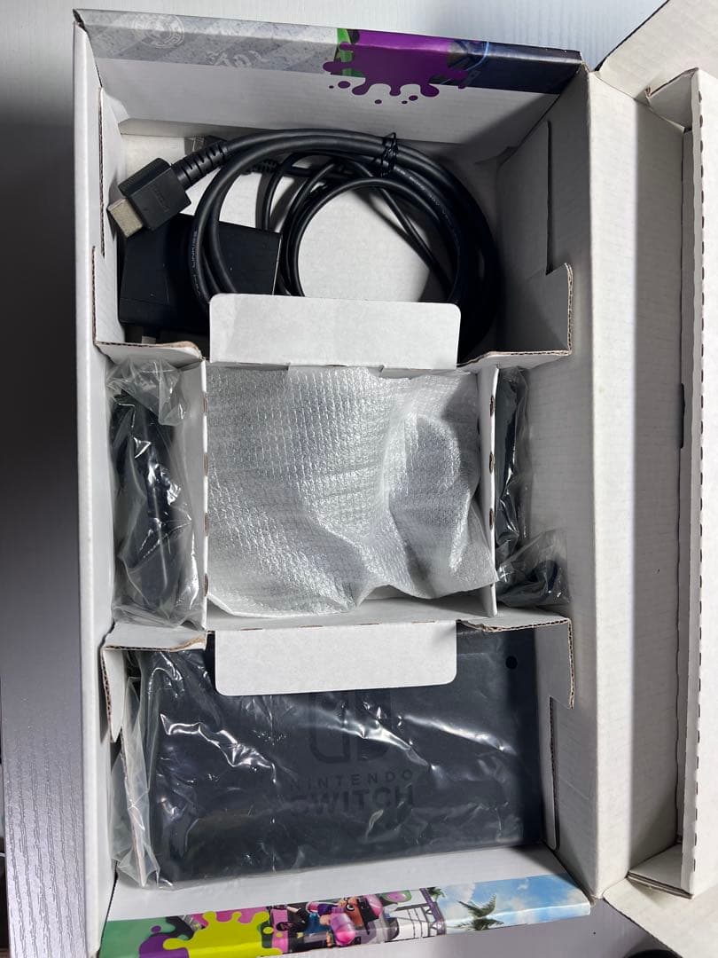 Nintendo Switch本体➕ケース