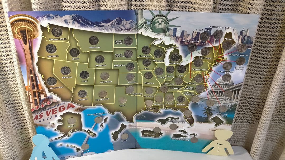 ☆。アメリカ25セントクォーター50州記念コインアルバム(コイン56枚在中)。