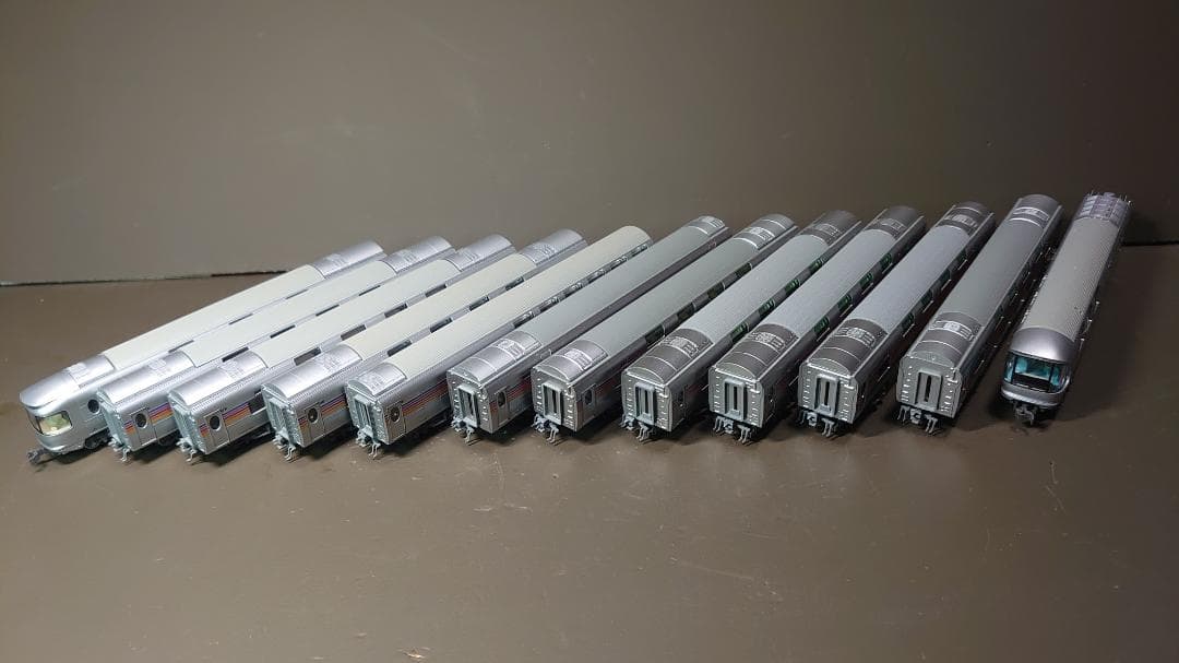 E26系カシオペア フル編成12両(全車室内灯付き)+DD51 2両+