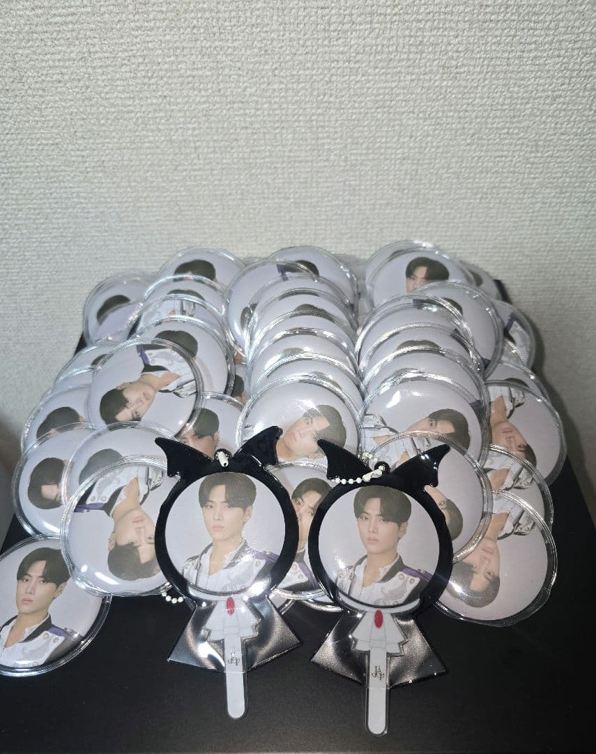 ENHYPEN ジェイ 缶バッジ enhypen ジェイ 缶バッジ