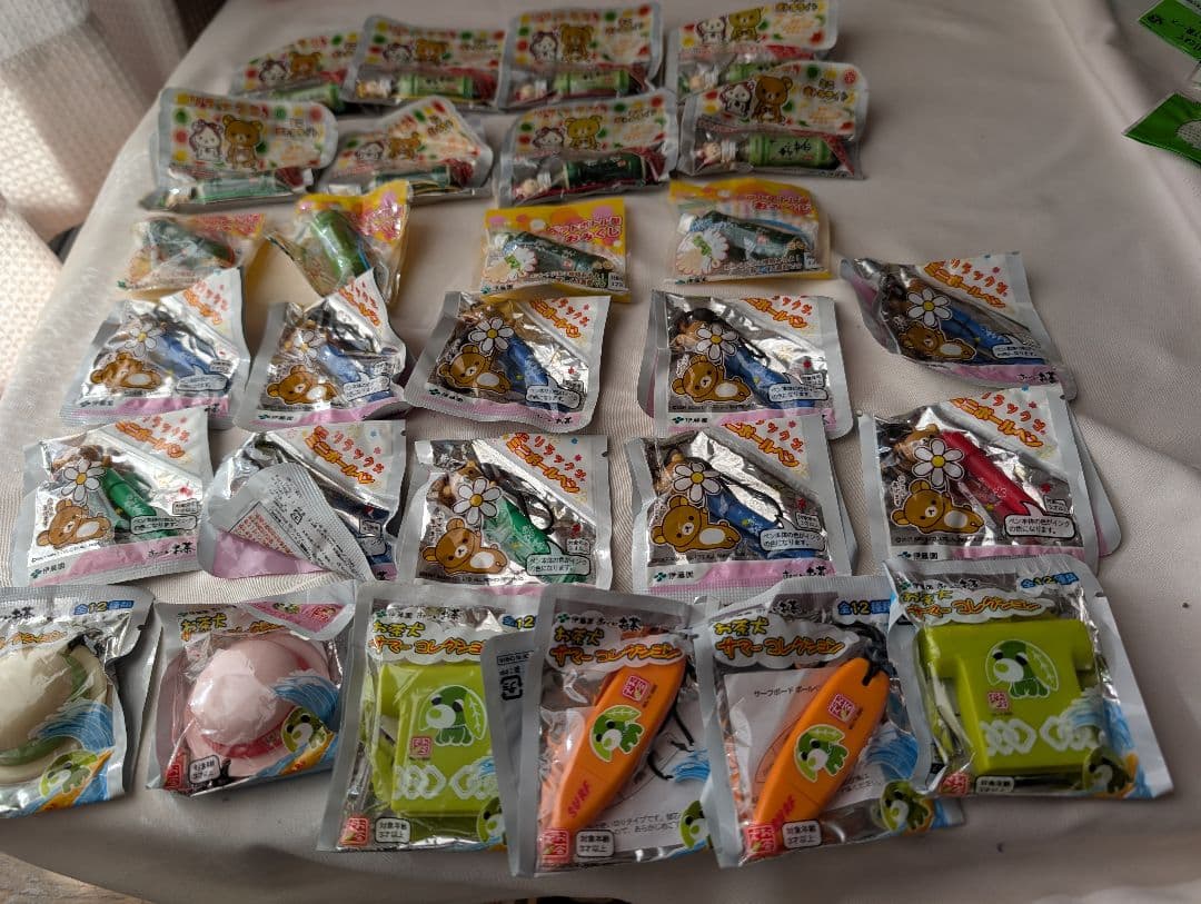 タイガーマスクフィギュア 11個セット + リラックマストラップ 30個以上