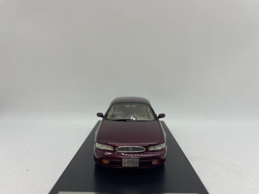 402-192 Hi-Story 1/43 日産 LEOPARD J.FERIE