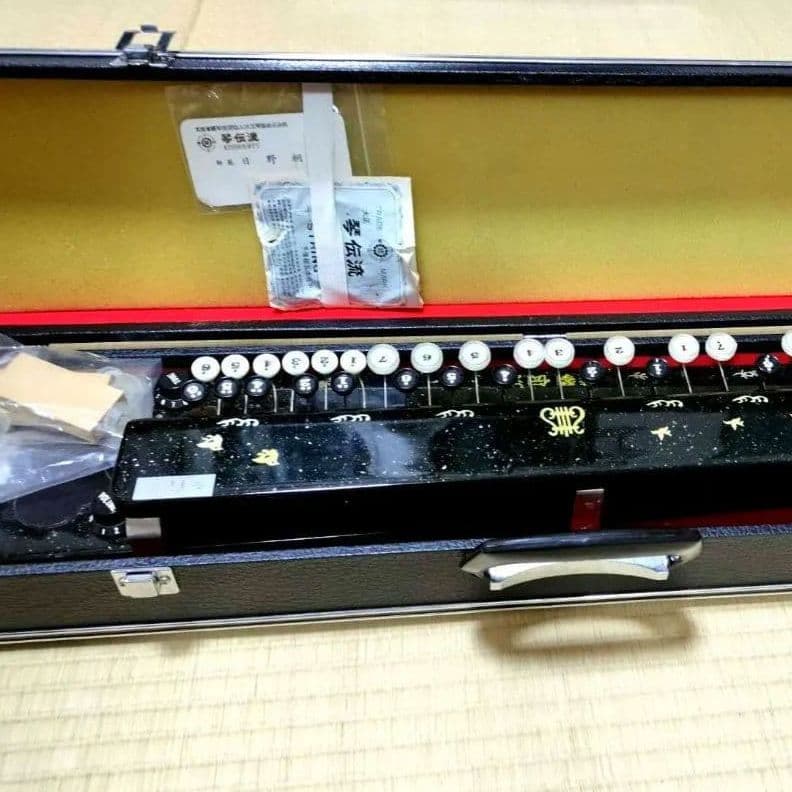 大正琴 琴伝流 白鷺 エレクトリック 漆塗り 螺鈿細工 大正琴 琴伝流 白鷺 エレクトリック 漆塗り 螺鈿細工 大正琴 琴伝流