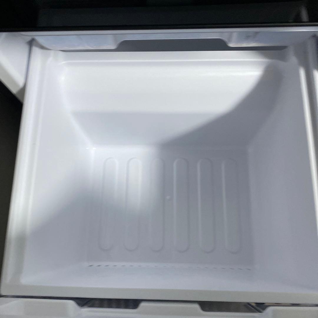 床傷防止マット付き　SHARP ノンフロン冷蔵庫 SJ-GD15H-B