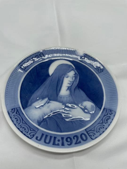 ロイヤルコペンハーゲン 1920年 聖母マリアとその子キリスト 配送