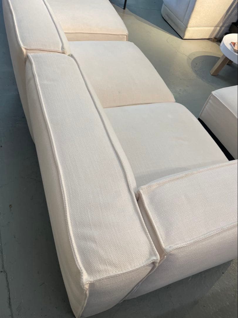 achu*　アルモニア　Kaamos スツール部分①