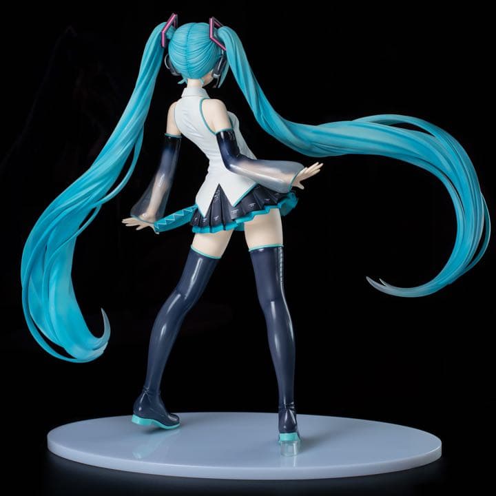 初音ミクV3 1/4スケールフィギュア - メルカリ