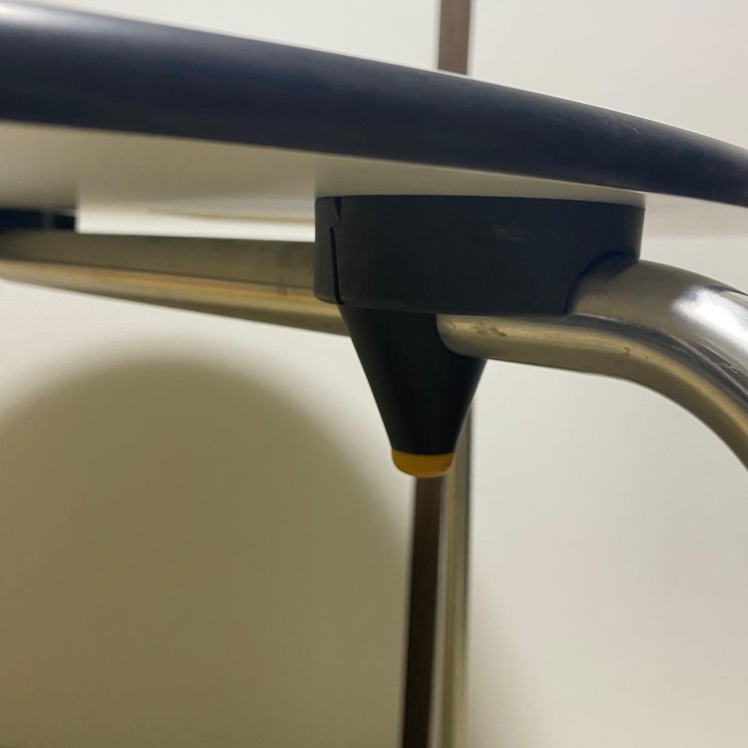 ダイニングテーブル Vitra Standards Tables