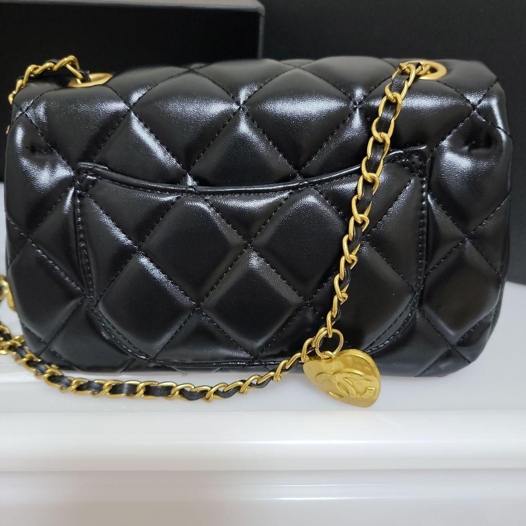 CHANEL ショルダーバッグ　ノベルティ　ハート