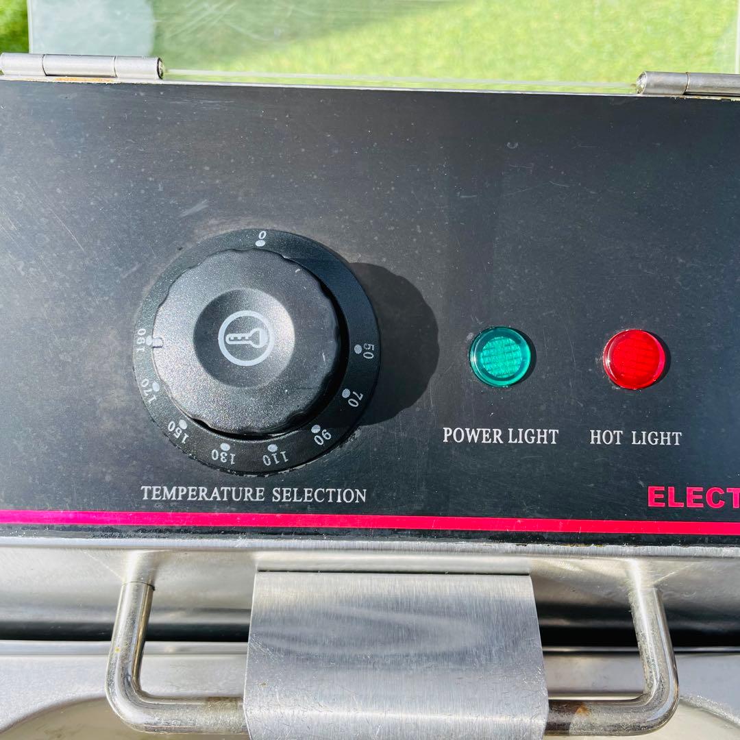 業務用 電気フライヤー 2槽タイプ／バスケット1個／動作良好