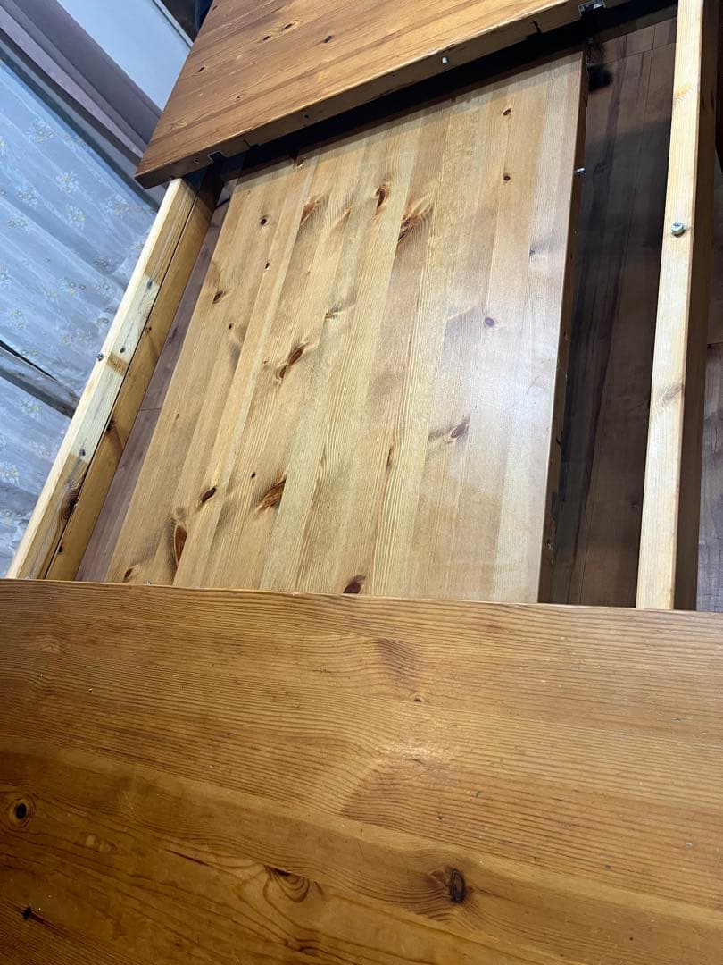 IKEA ダイニングテーブル　伸縮