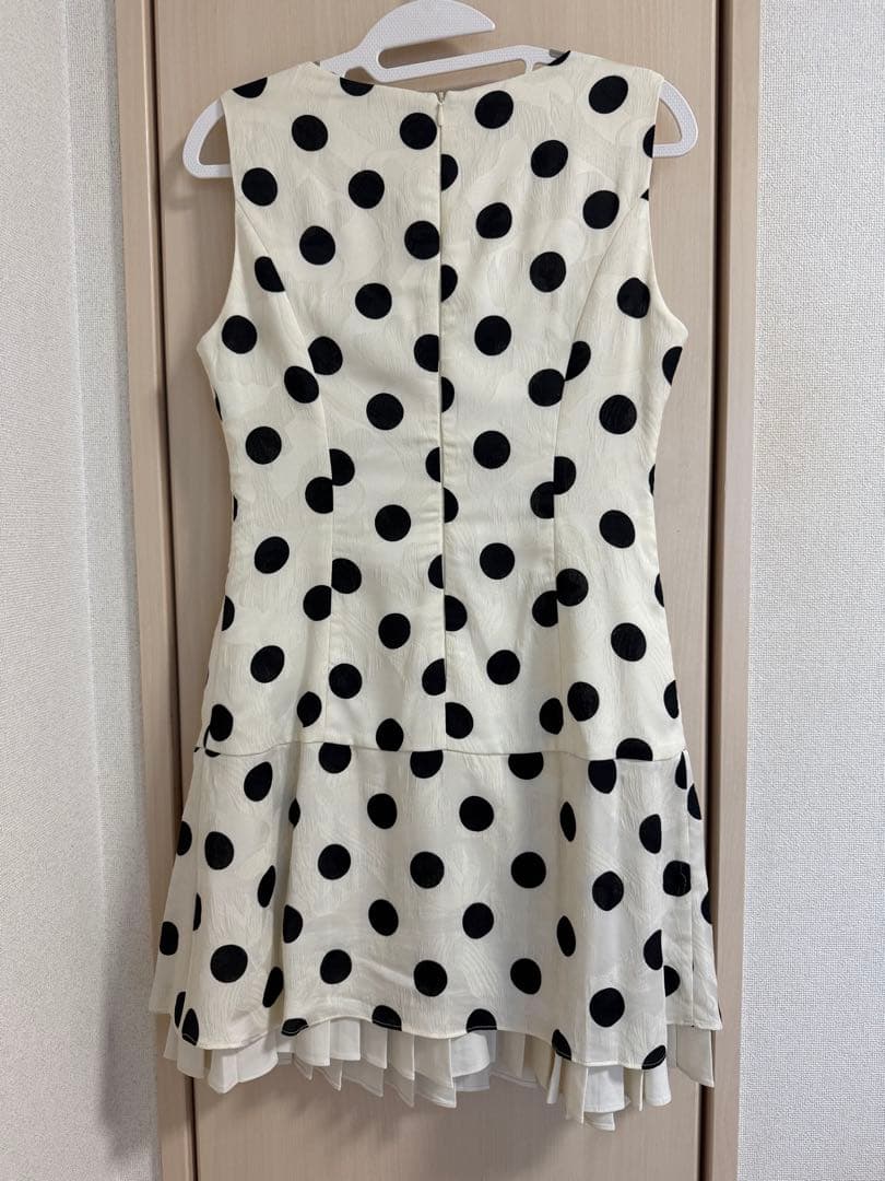 エルケイドレス　ドット柄フレアドレス