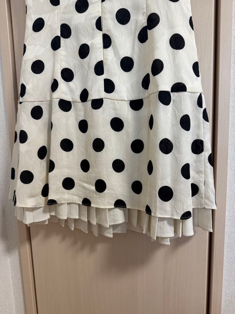 エルケイドレス　ドット柄フレアドレス