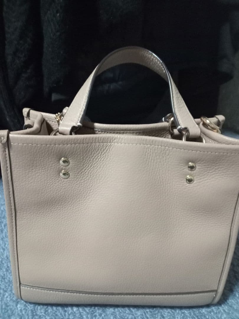 ✱momo✱✦COACH✦ ベージュ ショルダーバッグ