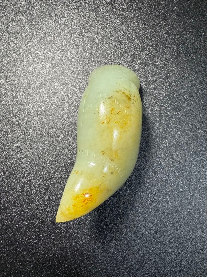 鳥漢時代 和田玉 紋彫り件 時代物 中国古美術 本玉 置物 古玩