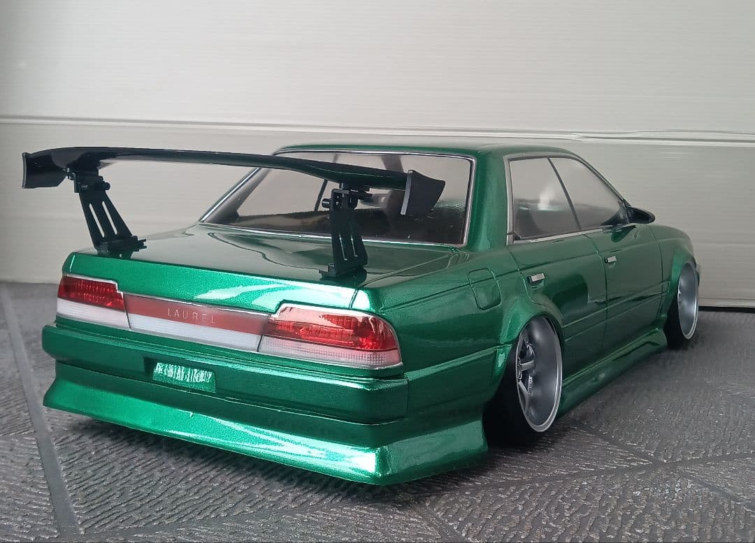 ラジコンボディ　パンドラC33ローレルボディ