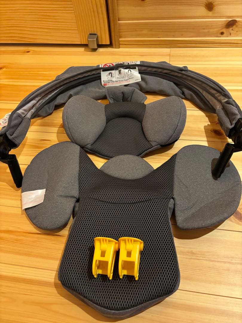 AILEBEBE KURUTTO 4I プレミアム　チャイルドシート