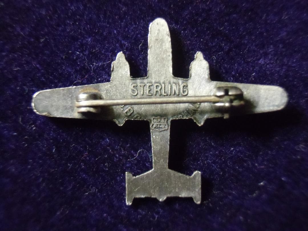 ★１９４０年代＊アメリカ軍＊９２５銀製＊Ｂ２５ミッチェル爆撃機＊ピン（実物）