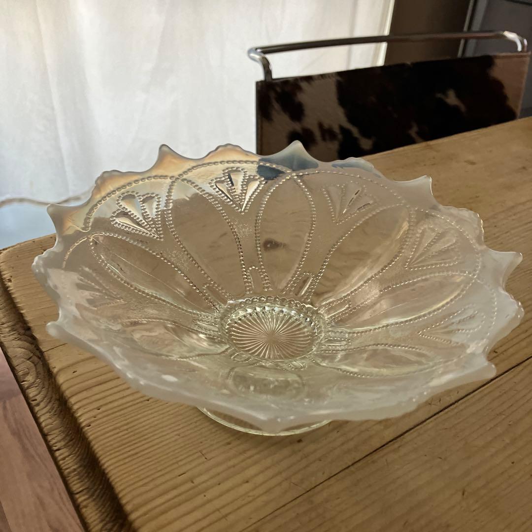 イギリスアンティーク ノースウッド オパールセントガラス大型コンポート