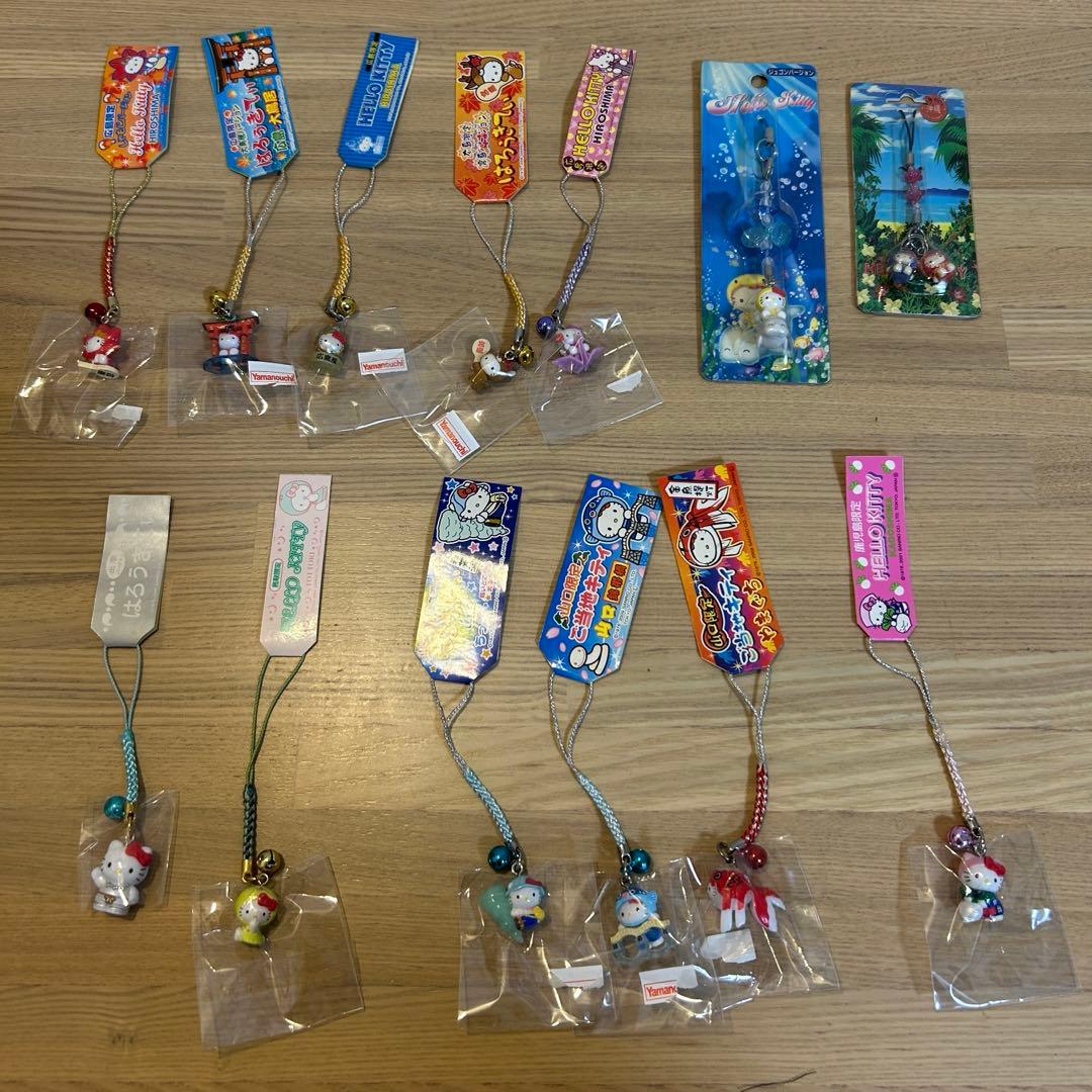 ご当地キティ　根付けストラップ138個+おまけ