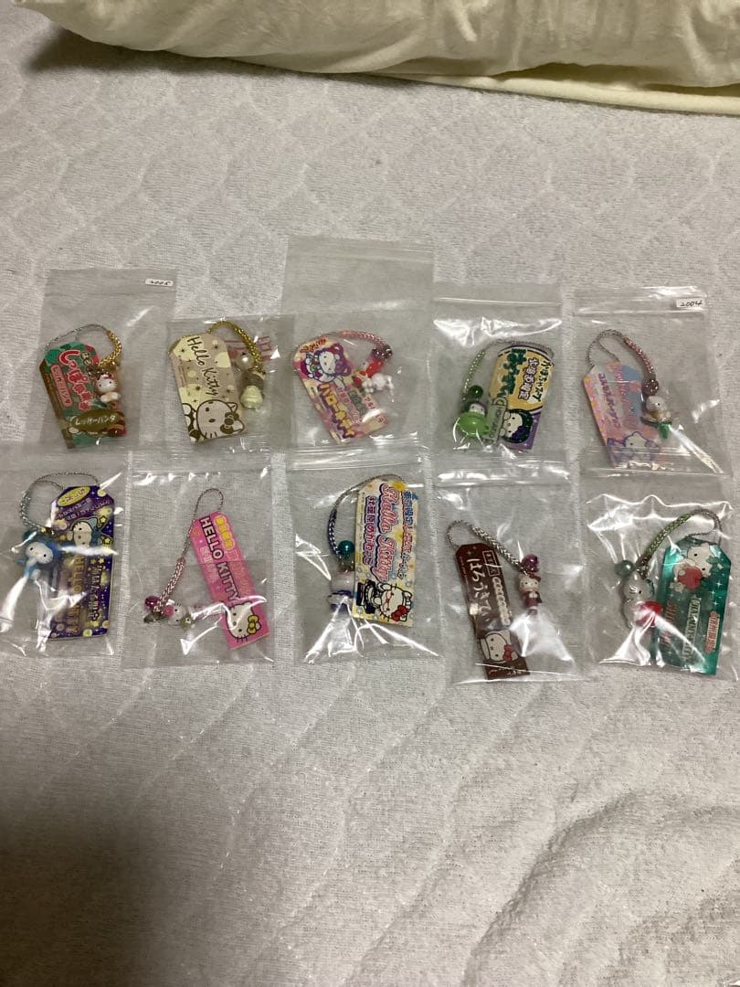 ご当地キティ　根付　80点　美品　タグ付き