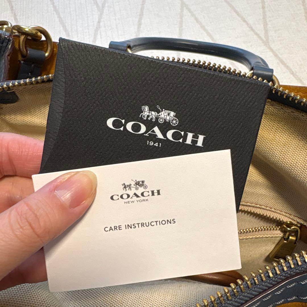 COACH ネイビー ショルダーバッグ
