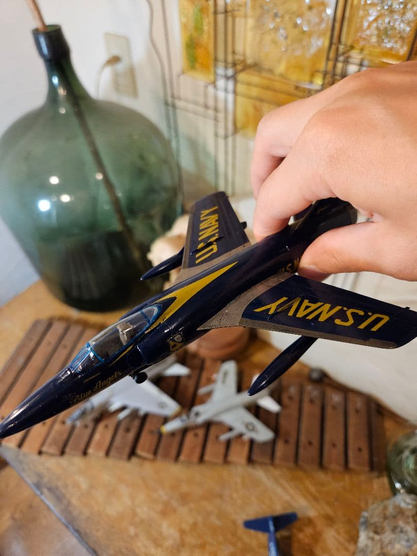 飛行機 模型 戦闘機 プラモデル パンサー ブルーエンジェル コルセア